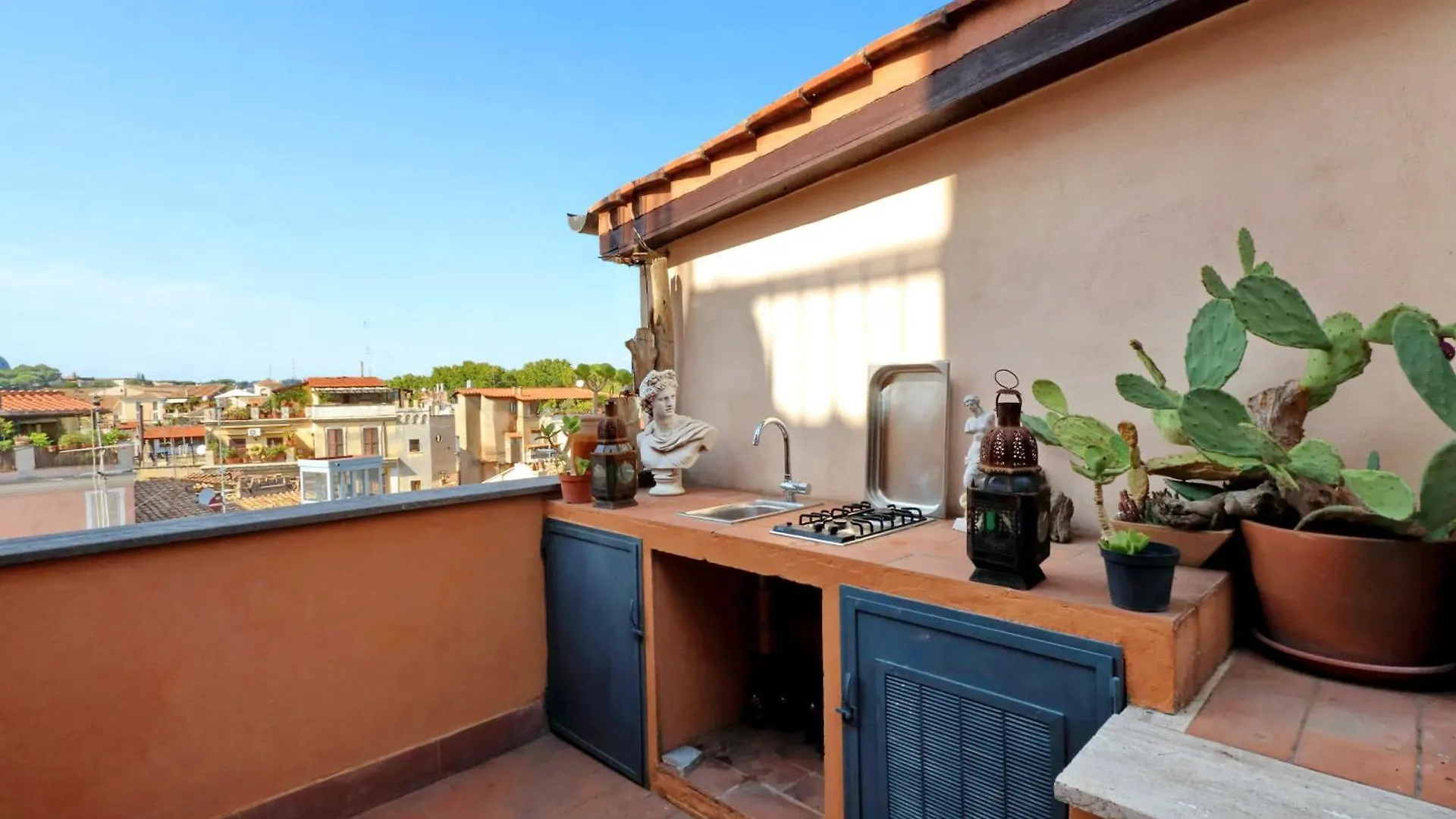 Vicolo Del Cinque Penthouse | Romeloft Apartment Rome